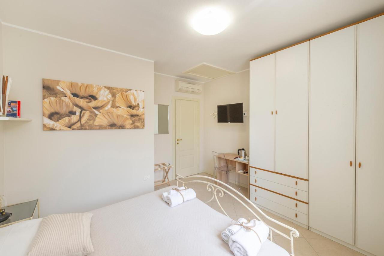 B&B Casa Paola Moniga del Garda Exterior photo